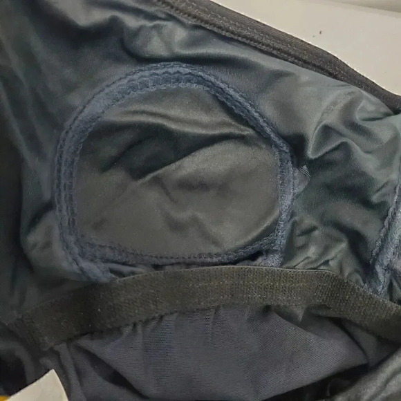 Women's INCHES AWAY One Piece Swimsuit SZ 10 Black Slimming Tummy Flatter Square - Picture 9 of 14